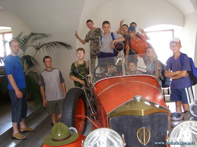 vlcatycervenec 199